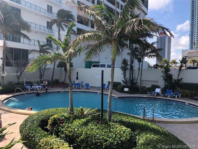 Cozy Ocean View Apartment By Miami Te Espera - Hallandale 11E Hollywood Exterior photo